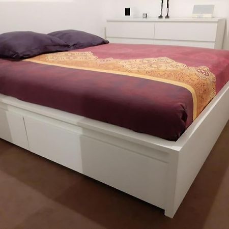 Joli Appartement Avec Jardin Et 2 Parkings Prives Argenteuil Buitenkant foto