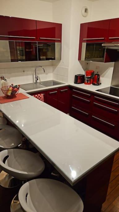 Joli Appartement Avec Jardin Et 2 Parkings Prives Argenteuil Buitenkant foto