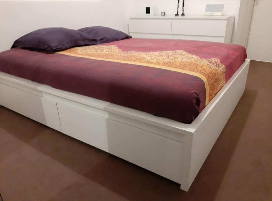 Joli Appartement Avec Jardin Et 2 Parkings Prives Argenteuil Buitenkant foto