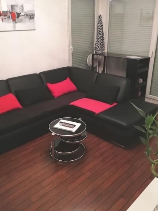 Joli Appartement Avec Jardin Et 2 Parkings Prives Argenteuil Buitenkant foto